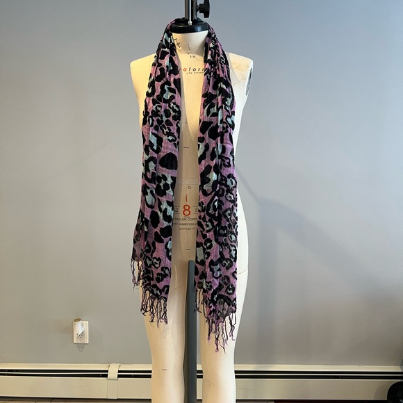 Armani Exchange Black and Purple Animal Print Scarf - Picture 1 of 1